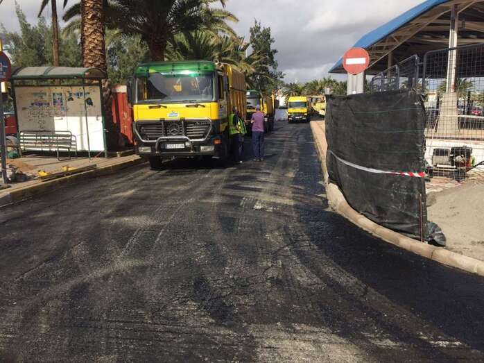 Imagen de archivo de obras de asfaltado en Telde (Foto TA)